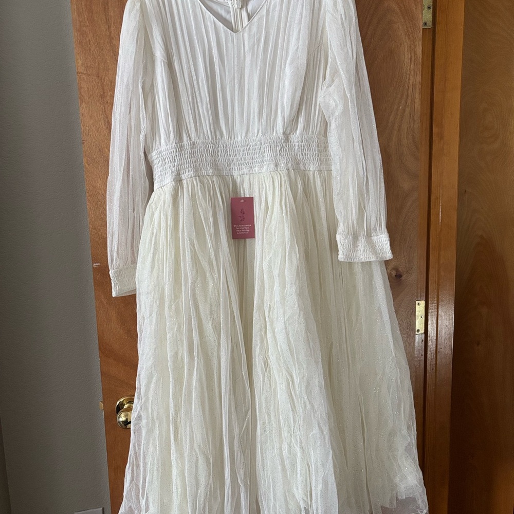 Ivy City Co White Long Sleeve Maxi Dress